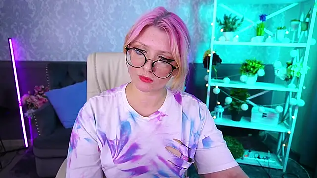 Snapshot of CoolTatis chatting on September 23, 1:14 pm CoolTatis online show from September 23, 1:14 pm