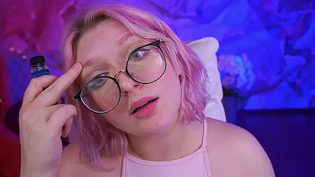 Snapshot of CoolTatis chatting on October 6, 5:54 pm CoolTatis online show from October 6, 5:54 pm