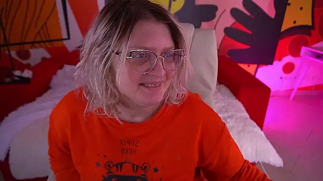 Snapshot of CoolTatis chatting on February 2, 9:08 am CoolTatis online show from February 2, 9:08 am