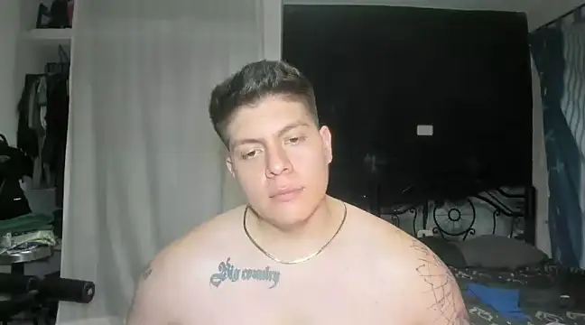 Snapshot of regan_jhonso chatting on December 6, 7:54 am regan jhonso online show from December 6, 7:54 am