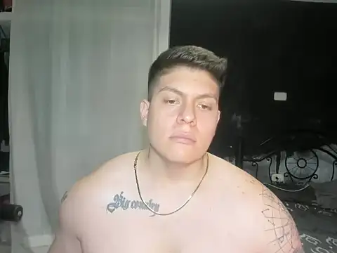 Snapshot of regan_jhonso chatting on December 10, 7:26 am regan jhonso online show from December 10, 7:26 am