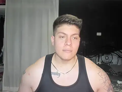 Snapshot of regan_jhonso chatting on December 11, 5:32 am regan jhonso online show from December 11, 5:32 am
