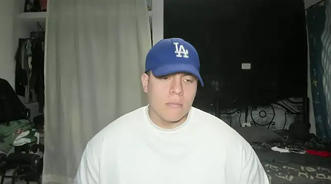 Snapshot of regan_jhonso chatting on January 9, 5:44 am regan jhonso online show from January 9, 5:44 am