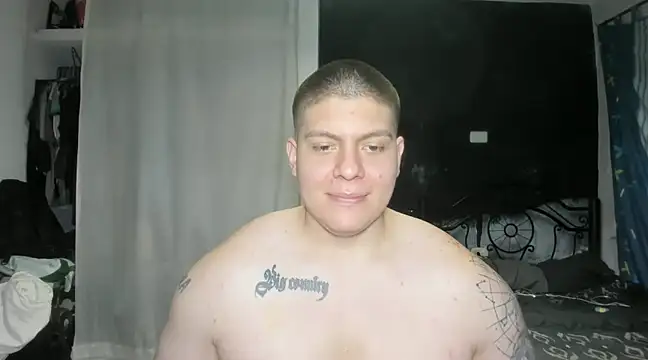 Snapshot of regan_jhonso chatting on January 17, 6:47 am regan jhonso online show from January 17, 6:47 am
