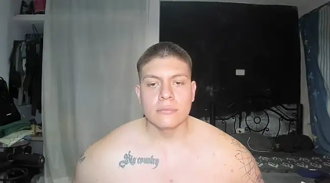 Snapshot of regan_jhonso chatting on February 3, 7:29 am regan jhonso online show from February 3, 7:29 am