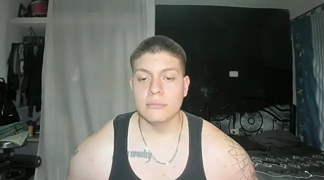 Snapshot of regan_jhonso chatting on February 7, 5:20 am regan jhonso online show from February 7, 5:20 am