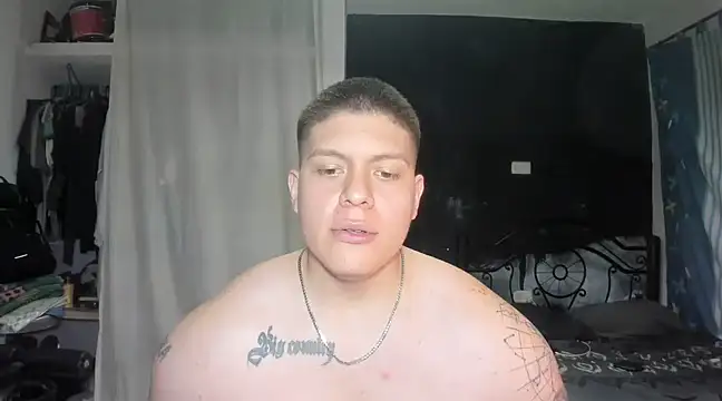 Snapshot of regan_jhonso chatting on February 9, 9:16 am regan jhonso online show from February 9, 9:16 am