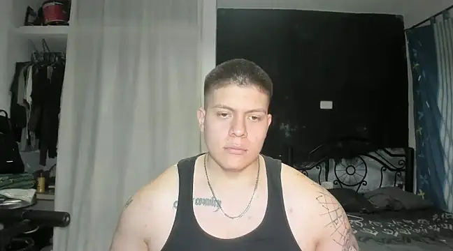 Snapshot of regan_jhonso chatting on February 16, 7:37 am regan jhonso online show from February 16, 7:37 am