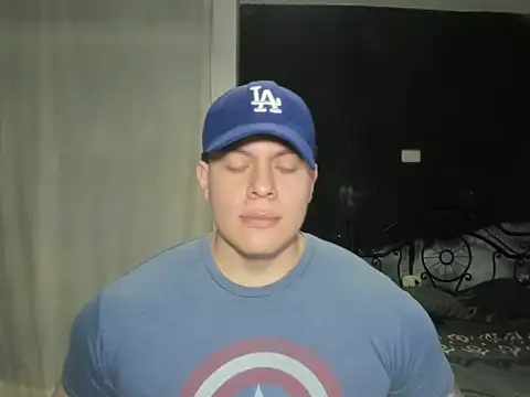 Snapshot of regan_jhonso chatting on March 6, 7:25 am regan jhonso online show from March 6, 7:25 am