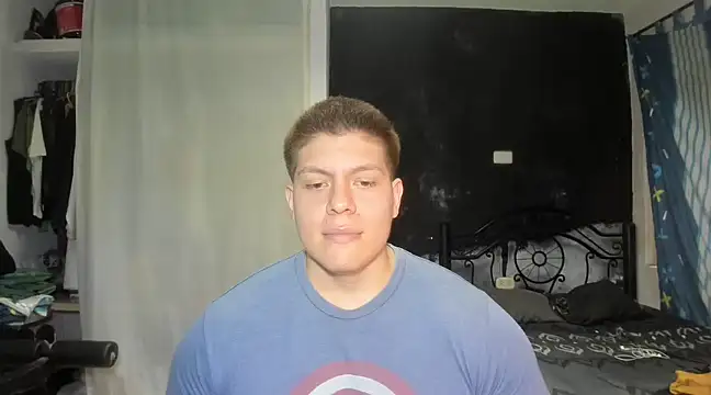 Snapshot of regan_jhonso chatting on March 13, 2:44 pm regan jhonso online show from March 13, 2:44 pm