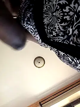 zainabsmile online show from September 22, 9:11 am