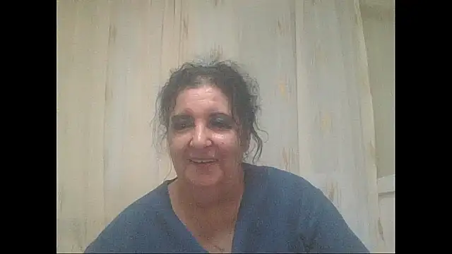 Snapshot of maturekorine chatting on June 2, 5:37 pm maturekorine online show from June 2, 5:37 pm