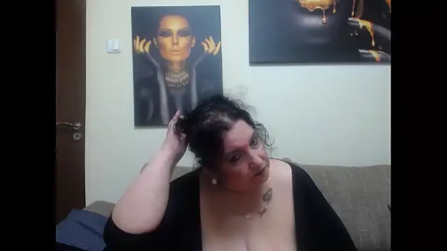 Snapshot of maturekorine chatting on June 4, 6:03 pm maturekorine online show from June 4, 6:03 pm