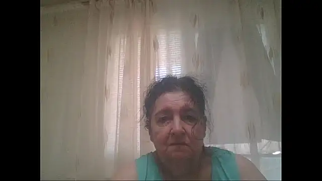 Snapshot of maturekorine chatting on June 15, 4:20 pm maturekorine online show from June 15, 4:20 pm