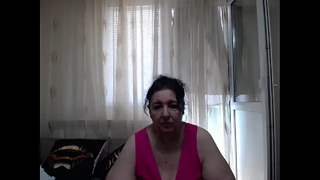 Snapshot of maturekorine chatting on June 28, 7:58 am maturekorine online show from June 28, 7:58 am
