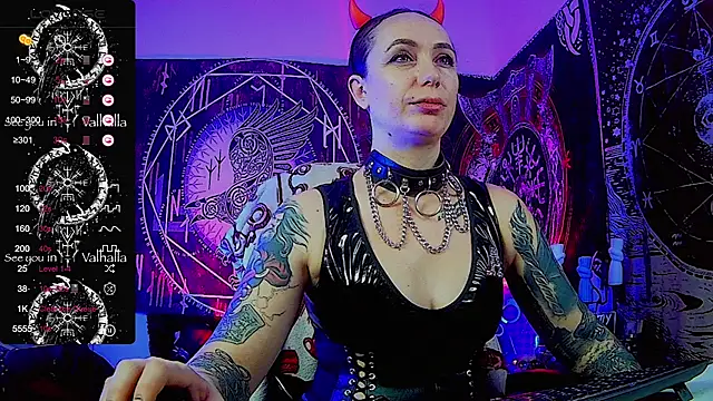 Snapshot of miss_jenna_lovee chatting on December 10, 8:40 am miss jenna lovee online show from December 10, 8:40 am