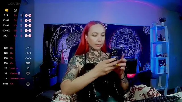 Snapshot of miss_jenna_lovee chatting on October 28, 1:20 am miss jenna lovee online show from October 28, 1:20 am