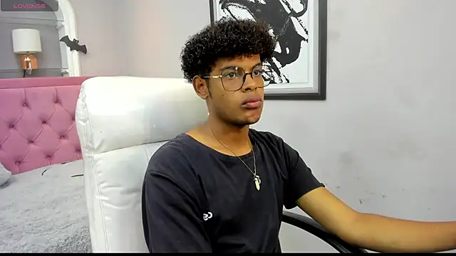 boylittle19cm online show from October 19, 12:39 pm