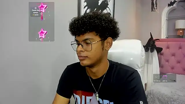 boylittle19cm online show from October 30, 12:17 pm