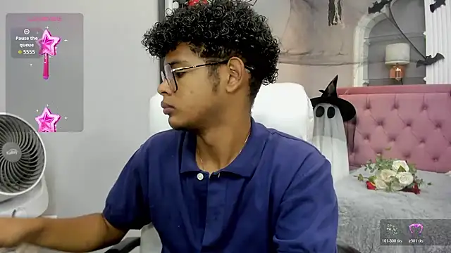 boylittle19cm online show from November 1, 12:29 pm