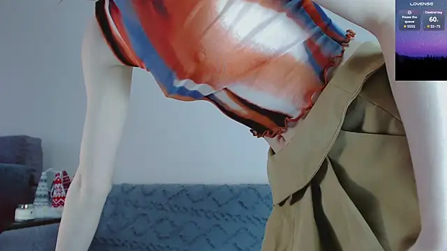 Amina Barbarian online show from January 10, 12:40 pm