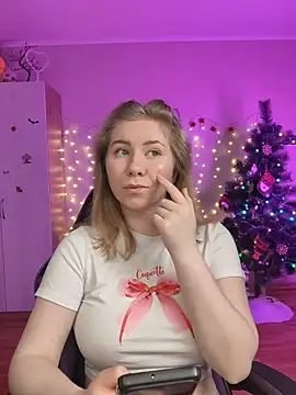 D0nna  online show from January 15, 8:19 am