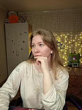 D0nna  online show from March 29, 9:04 pm