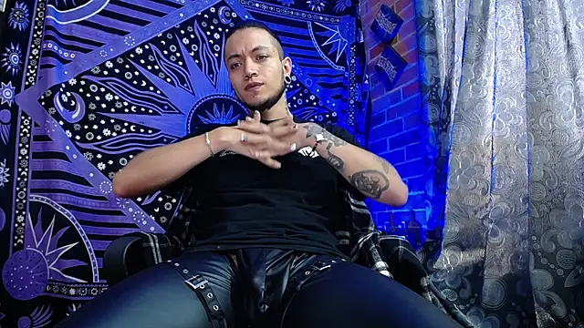 Dicaprioo  online show from October 3, 6:49 pm