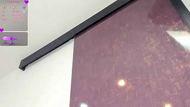 kristal blond online show from March 1, 4:15 am