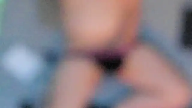 Snapshot of stillwild chatting on November 9, 5:28 am stillwild online show from November 9, 5:28 am