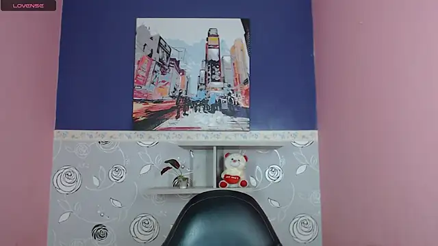 Linda Mattel online show from December 20, 1:11 pm