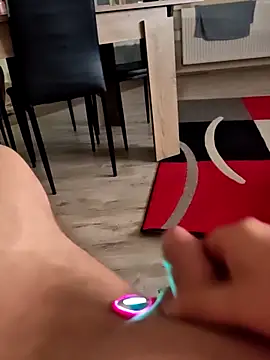 Szeltolo001 online show from February 15, 5:26 am