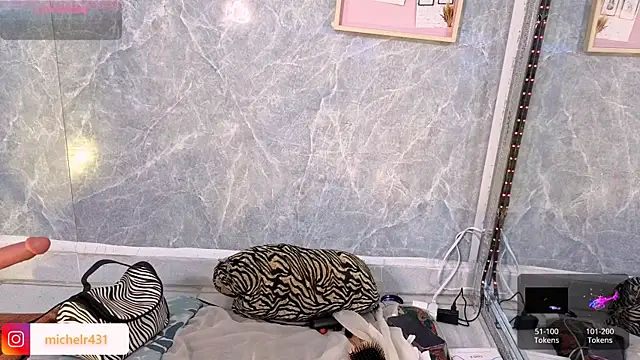 Mia  reys online show from March 17, 1:03 pm