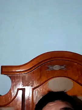 GILBERTHOR92 online show from April 3, 10:35 am