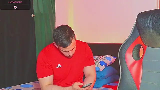 Regansmiths online show from November 2, 10:28 am