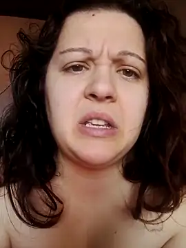 icecream1609 online show from February 3, 10:31 am