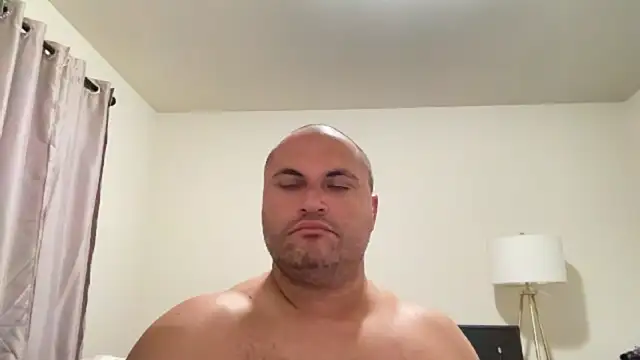 Snapshot of SluggishChase99 chatting on September 20, 2:01 am SluggishChase99 online show from September 20, 2:01 am