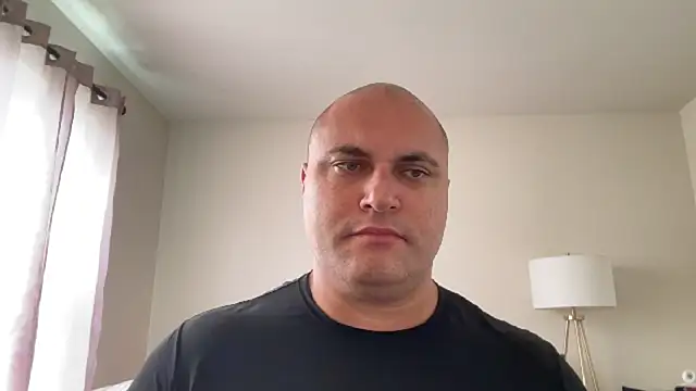 Snapshot of SluggishChase99 chatting on September 22, 4:20 pm SluggishChase99 online show from September 22, 4:20 pm