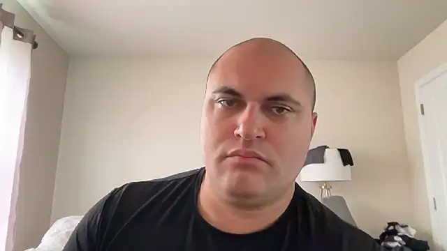 Snapshot of SluggishChase99 chatting on October 11, 4:16 pm SluggishChase99 online show from October 11, 4:16 pm