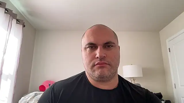 Snapshot of SluggishChase99 chatting on October 28, 3:47 pm SluggishChase99 online show from October 28, 3:47 pm