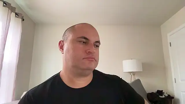 Snapshot of SluggishChase99 chatting on October 30, 3:02 pm SluggishChase99 online show from October 30, 3:02 pm