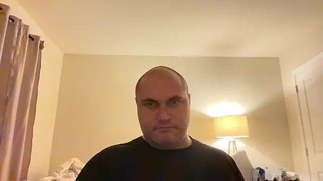 Snapshot of SluggishChase99 chatting on November 2, 3:31 am SluggishChase99 online show from November 2, 3:31 am