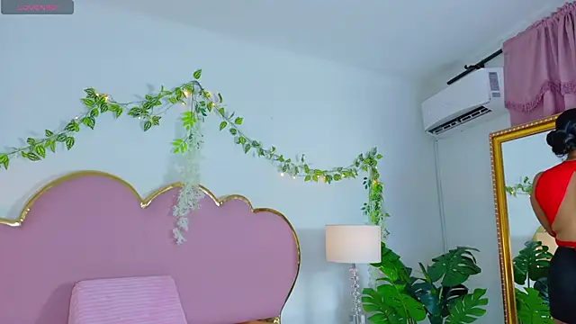 EmmaCrush online show from October 17, 9:06 pm