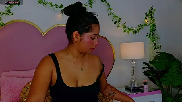 EmmaCrush online show from November 13, 9:36 pm