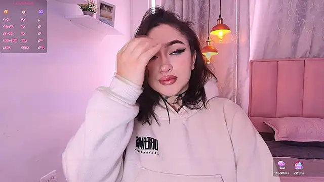 bella-green online show from December 21, 7:06 pm