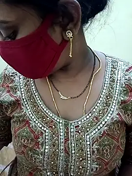 Snapshot of Indian-sweety chatting on January 4, 9:10 am Indian-sweety online show from January 4, 9:10 am