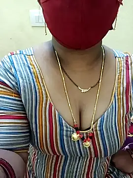 Snapshot of Indian-sweety chatting on January 12, 9:40 am Indian-sweety online show from January 12, 9:40 am