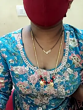 Snapshot of Indian-sweety chatting on February 18, 5:09 am Indian-sweety online show from February 18, 5:09 am