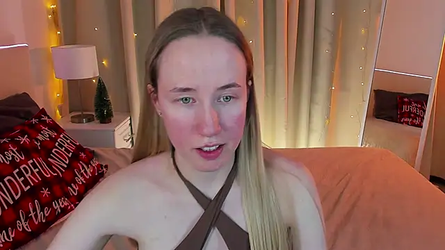 Cassie Kelman online show from January 5, 3:00 am