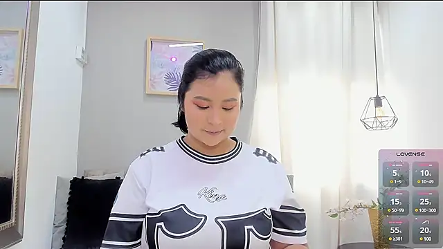 Snapshot of _alaiasmile_ chatting on January 24, 7:18 pm alaiasmile online show from January 24, 7:18 pm